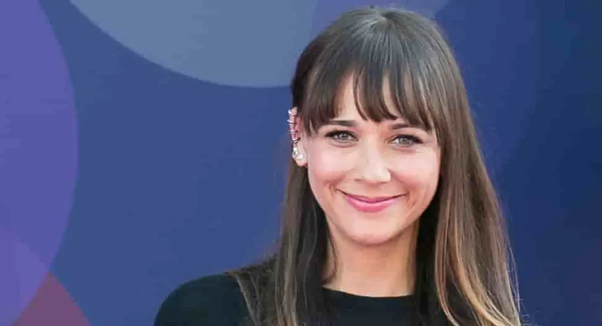 Rashida Jones Ethnicity, Parents, Wikipedia, Biography, Married, Net ...